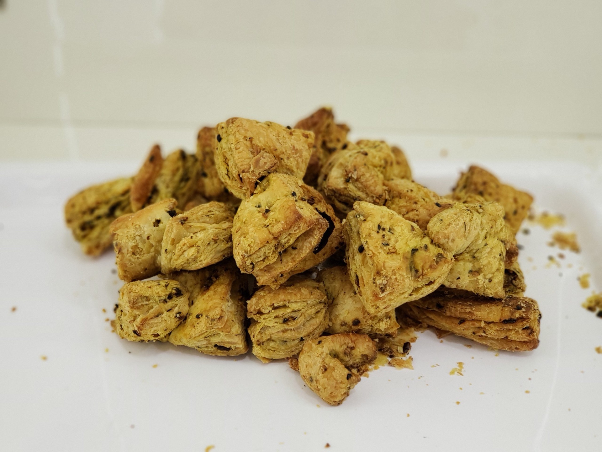 Black pepper khari — spiced flaky biscuit